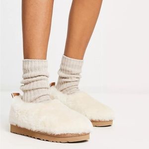 Ugg Australia Classic Cozy Bootie Women’s Size 8